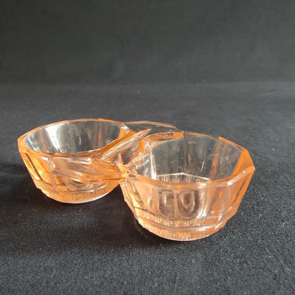 ensemble_sel_poivre_verre_rose_the_collected_past