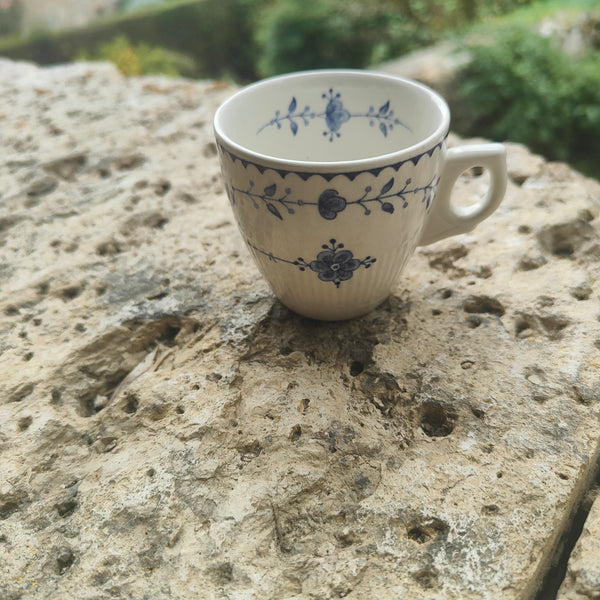 4 tasses à café Furnivals