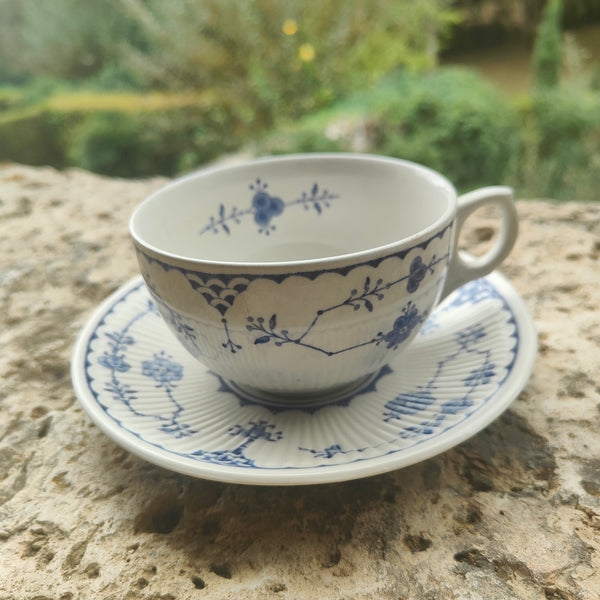 Tasse et sous-tasse Furnivals