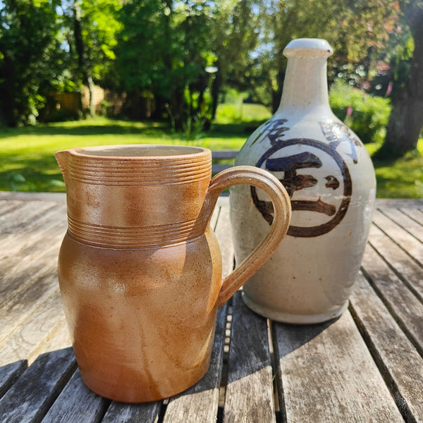 Sandstone water jar