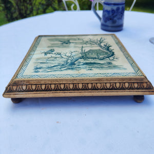 Dessous de plat en terre de fer