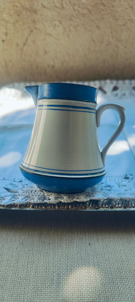 Série de pots à lait et crème Creil et Montereau