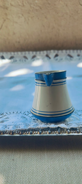 Série de pots à lait et crème Creil et Montereau