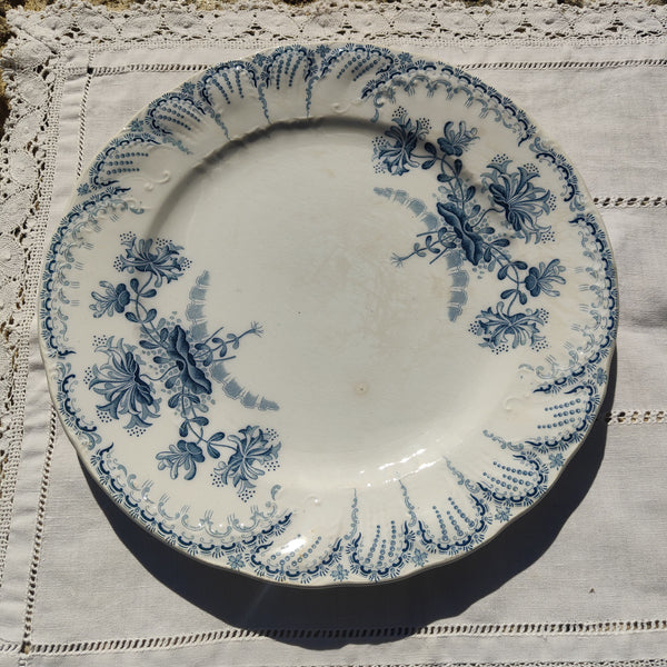 Assiette ancienne terre de fer Saint Amand Hamage
