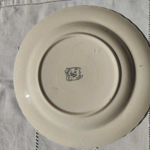 Assiette en terre de fer Longchamp