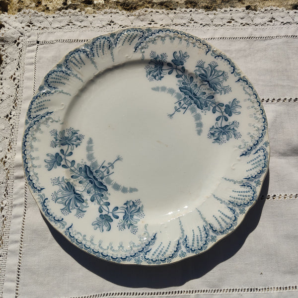 Assiette ancienne terre de fer Saint Amand Hamage