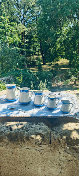 Série de pots à lait et crème Creil et Montereau