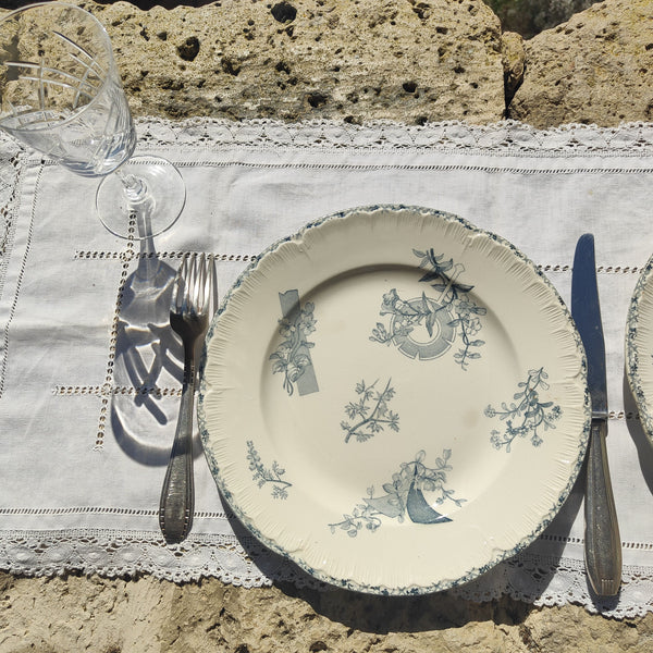 Assiette ancienne Choisy-le-Roi en terre de fer