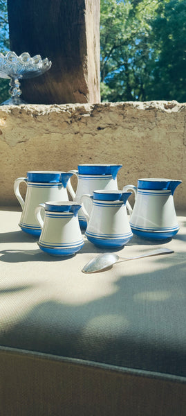 Série de pots à lait et crème Creil et Montereau